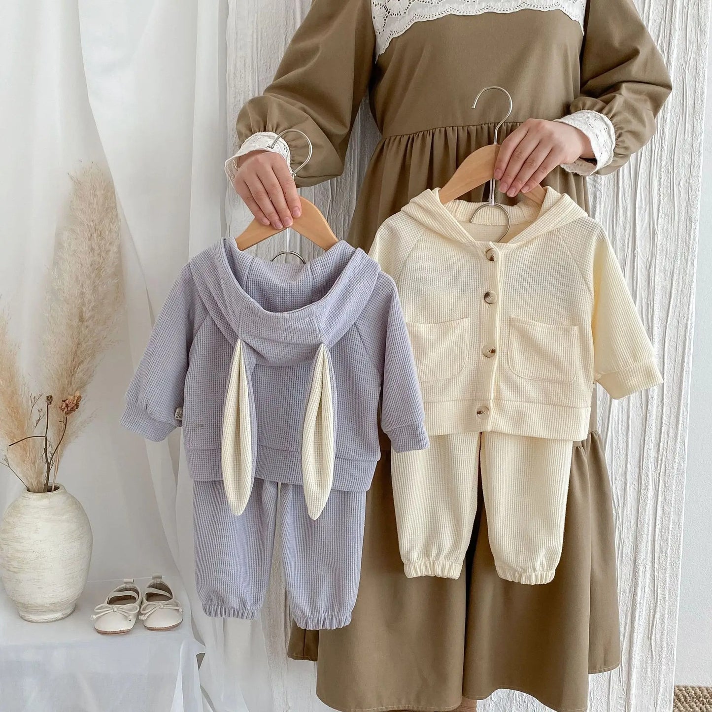 Bunny Hood co-ord for baby boys and girls – Ju Ju Jam’s stylish and fun two-piece outfit.