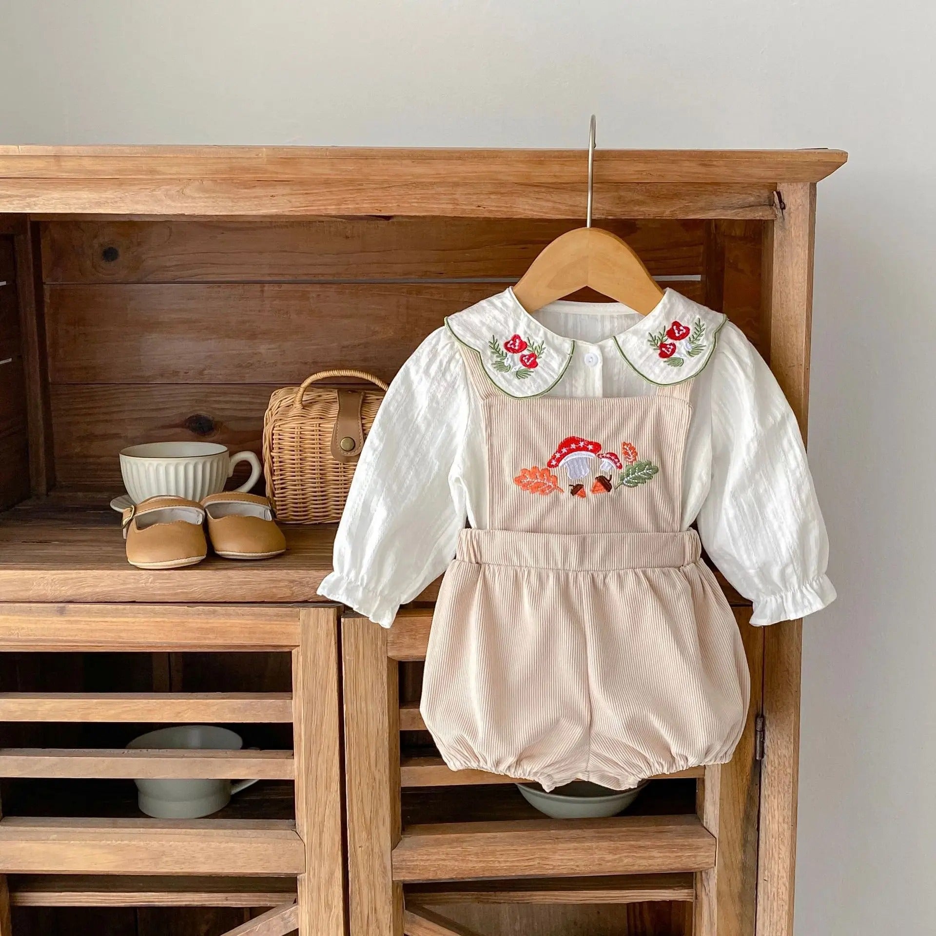 Daisy Dream baby girl two-piece suspender outfit β Ju Ju Jam