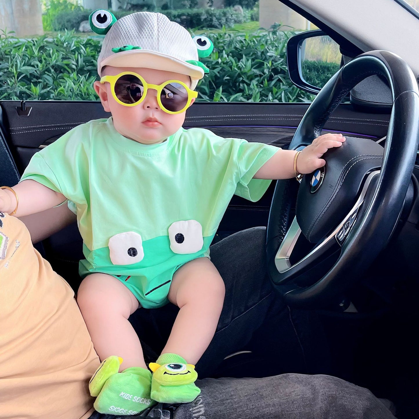 Ju Ju Jam Green Frog Baby Romper: Perfect for Your Baby's Playtime Adventures