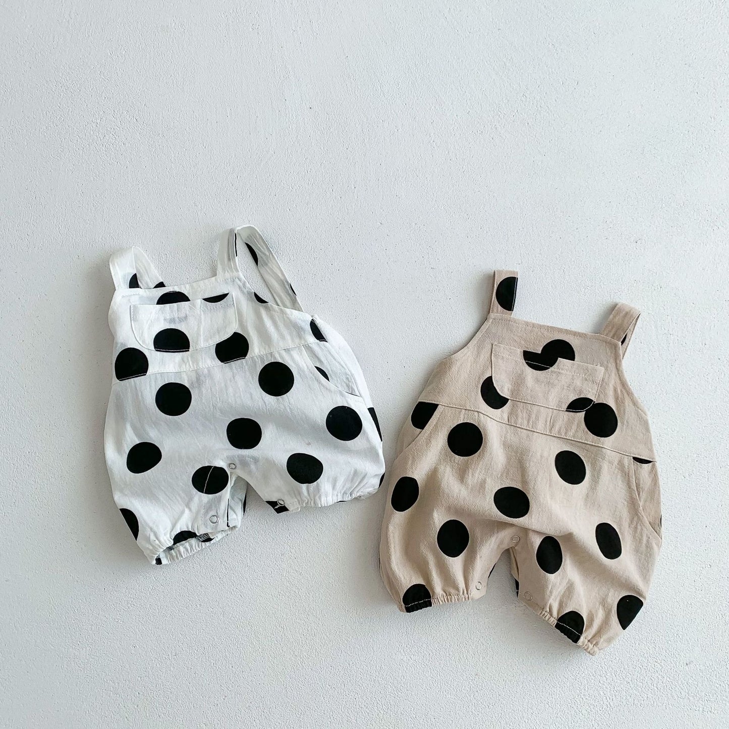 Baby jumpsuit with playful polka dots and hat β Polka Pop by Ju Ju Jam