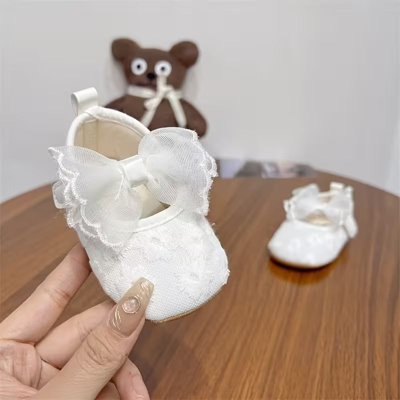 Chloe Charm Baby Girls Belly Shoes