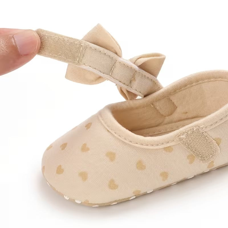Ava Angel Baby Girls Heart Shoes
