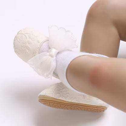 Chloe Charm Baby Girls Belly Shoes