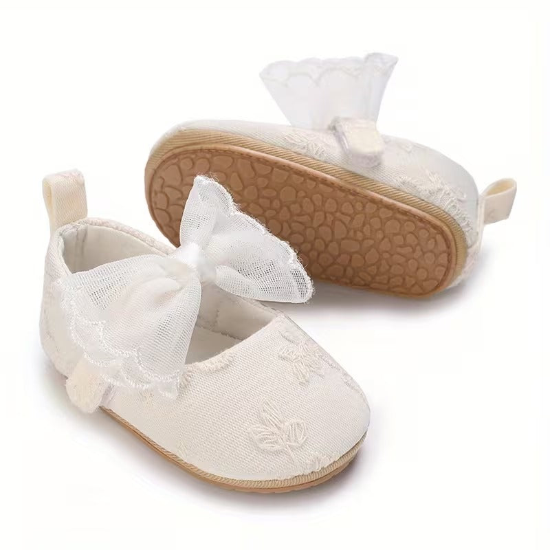Chloe Charm Baby Girls Belly Shoes