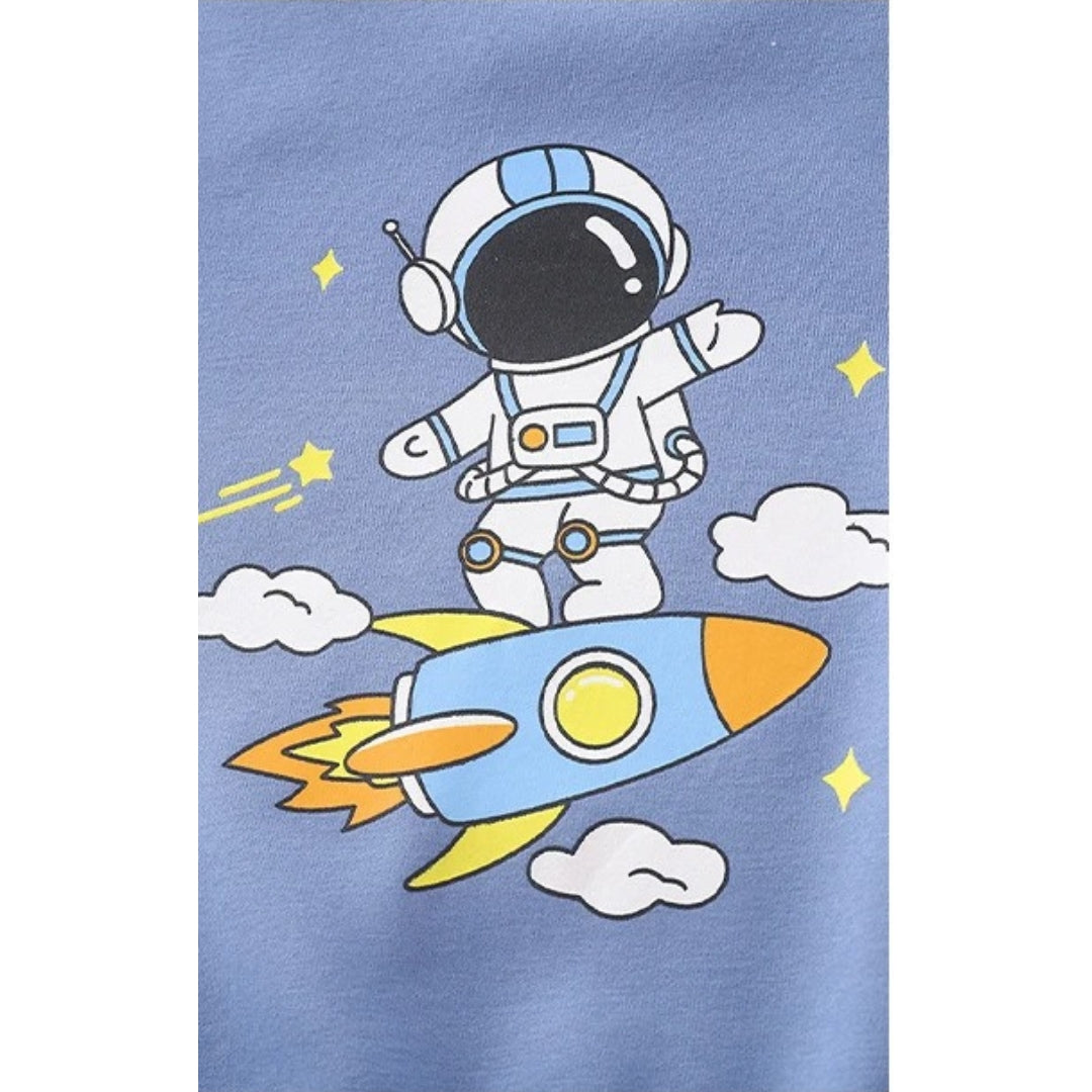 Adorable space-themed Little Astronaut Star T-shirt for boys and girls, perfect for future astronauts - Ju Ju Jam