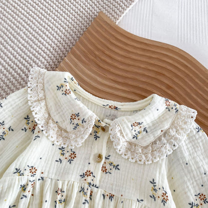 Soft organic romper with cap for baby girls – Bella collection by Ju Ju Jam.

