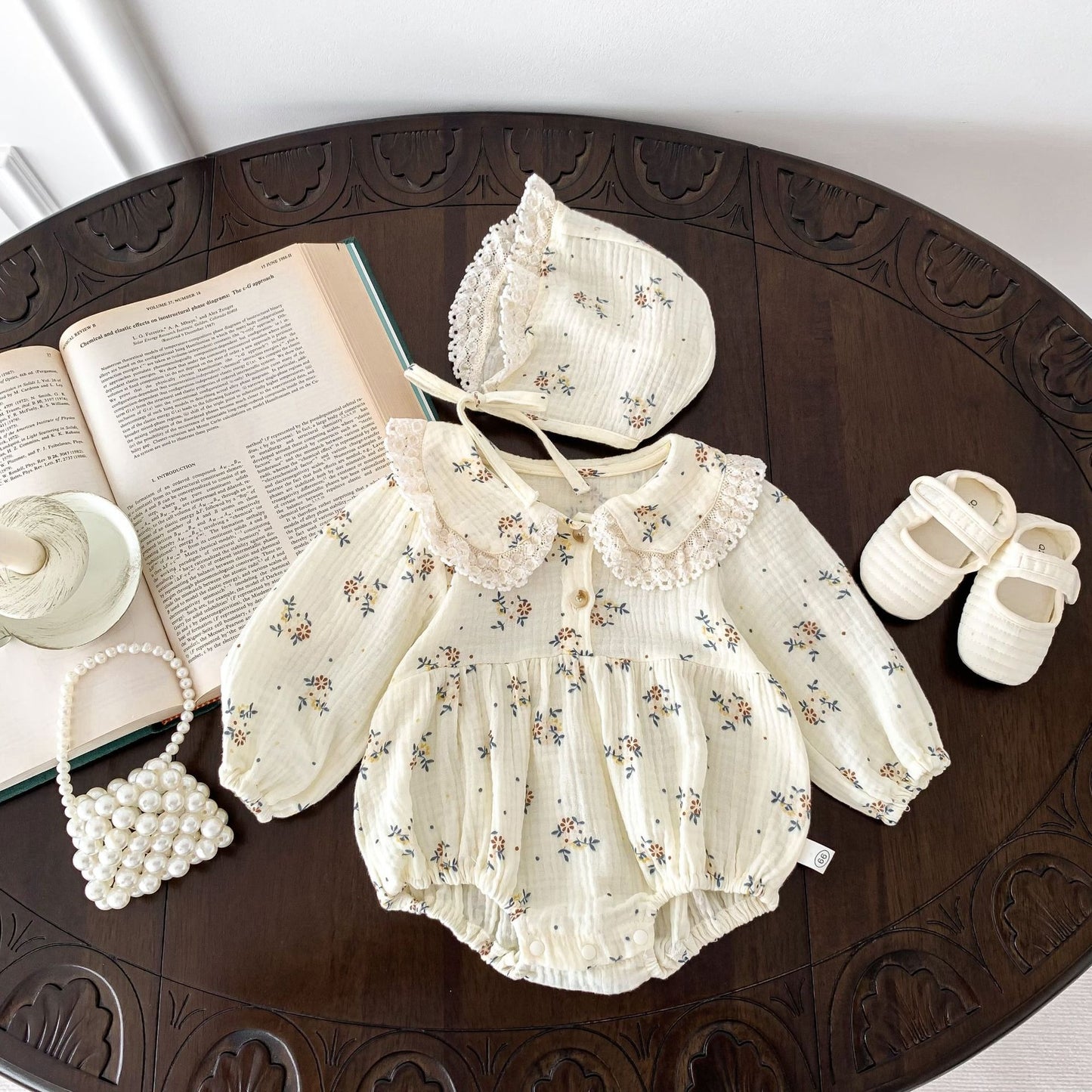 Comfortable and sustainable baby girl romper with cap – Bella organic set from Ju Ju Jam.

