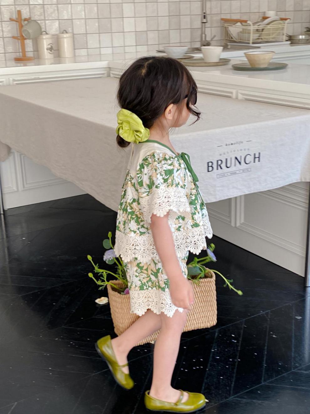 Ju Ju Jam Green Floral Girls Co-ord Set – Chic and comfortable girls' outfit with a matching floral top and shorts in a refreshing green hue.