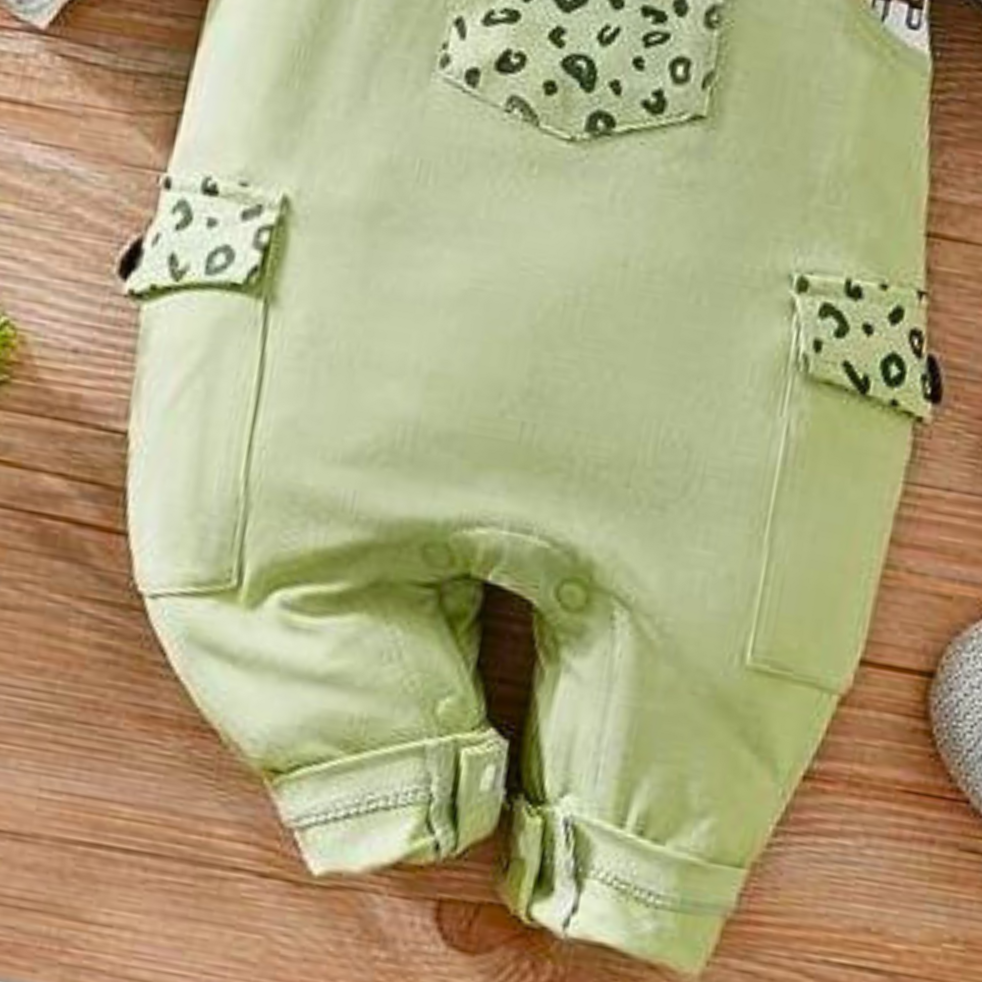 Tropical-inspired green romper for baby boys and girls – Ju Ju Jam

