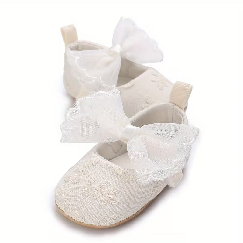 Chloe Charm Baby Girls Belly Shoes