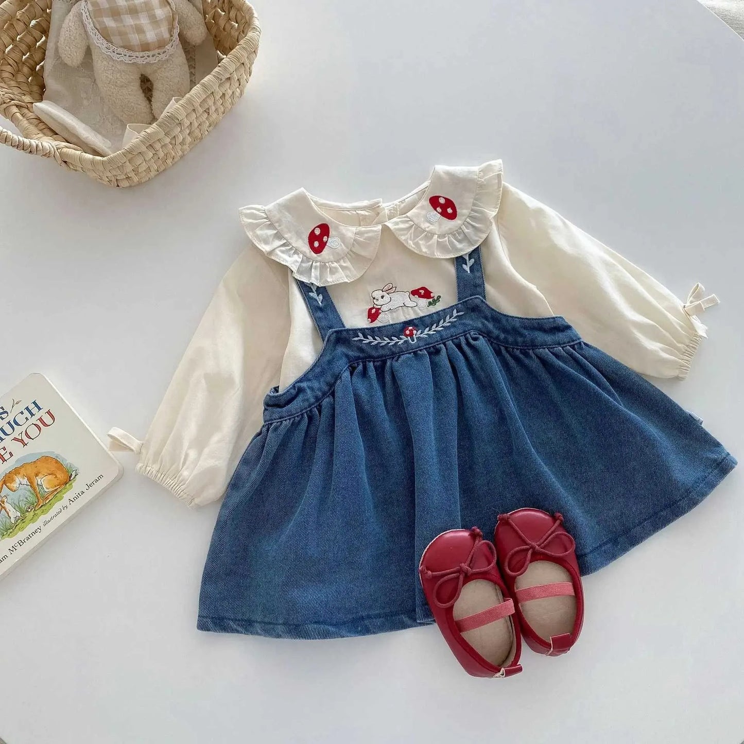 Ju Ju Jam Valentina set with vintage-style embroidery for baby girls

