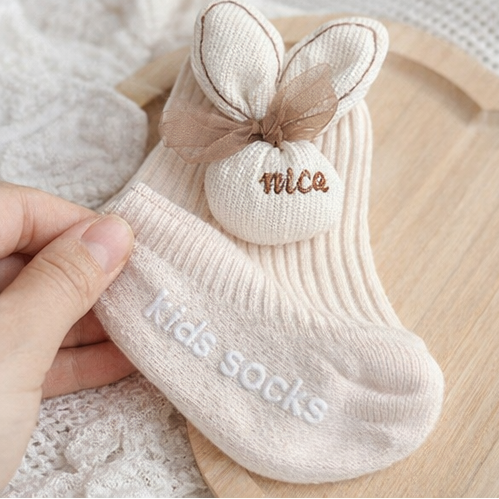 Little Petals Baby Girls Hat And Socks Set